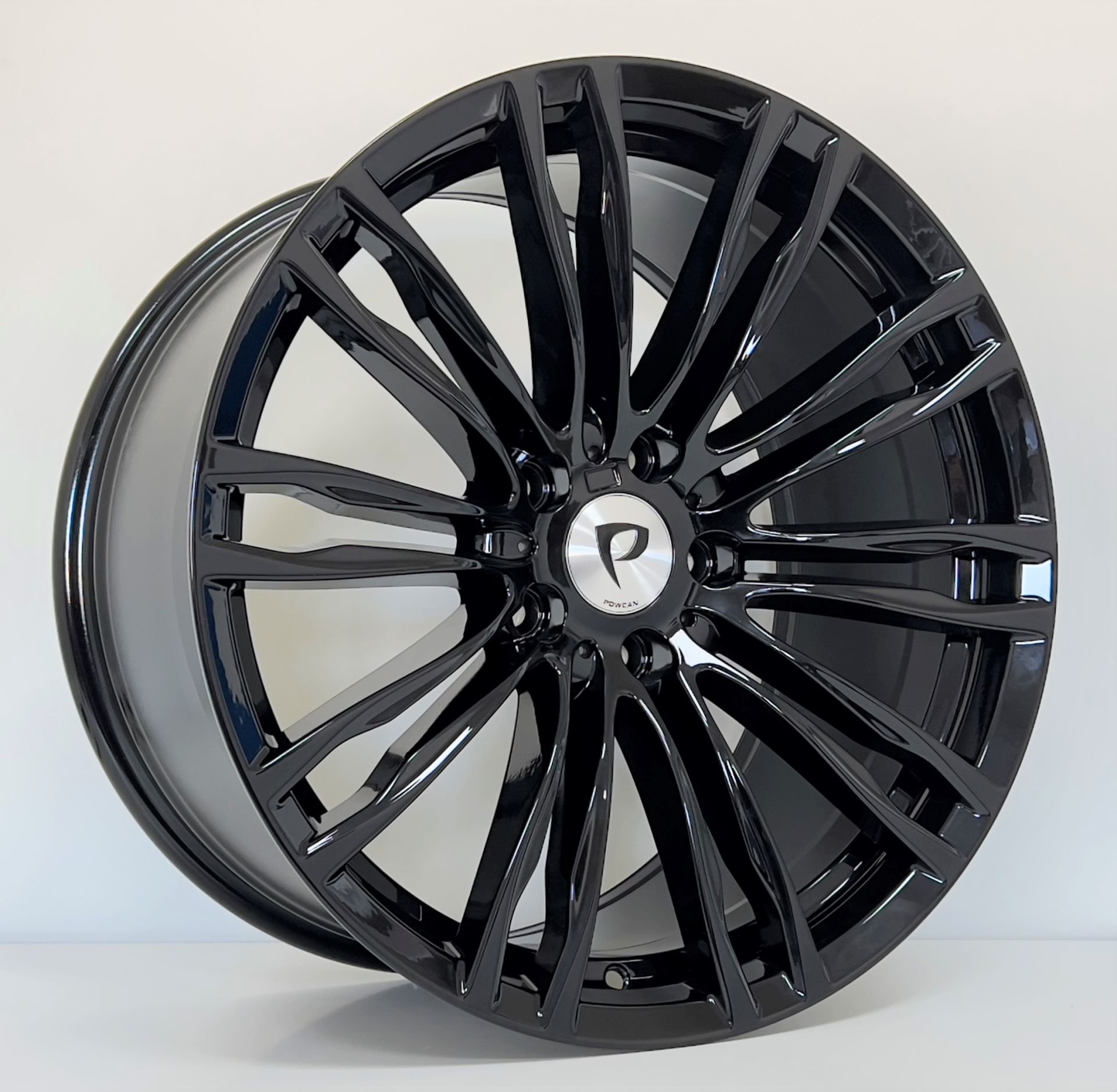 BKY 1146 9X19İNÇ 5X120 ET32 72.56 BLACK XL ÇELİK JANT
