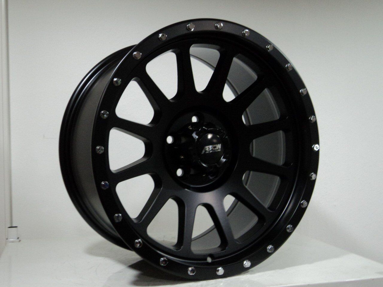 BCH 8891 9x18inç 6x139.7 et-12 110 MAT BLACK Machined Çelik Jant