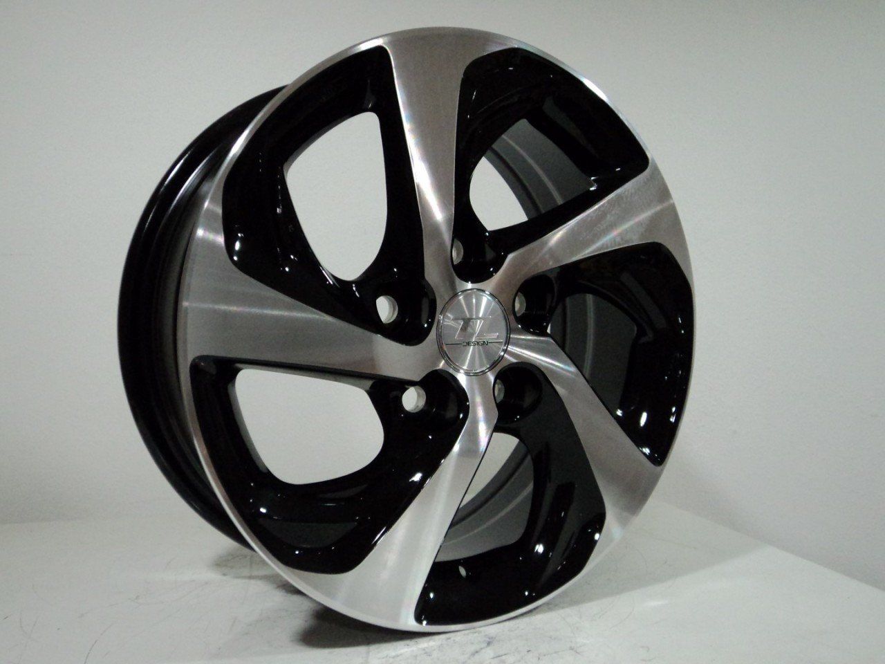 POWCAN 5577 6.5X15inç 4X108 ET40 63.4 GUN MACHINED XL ÇELİK JANT