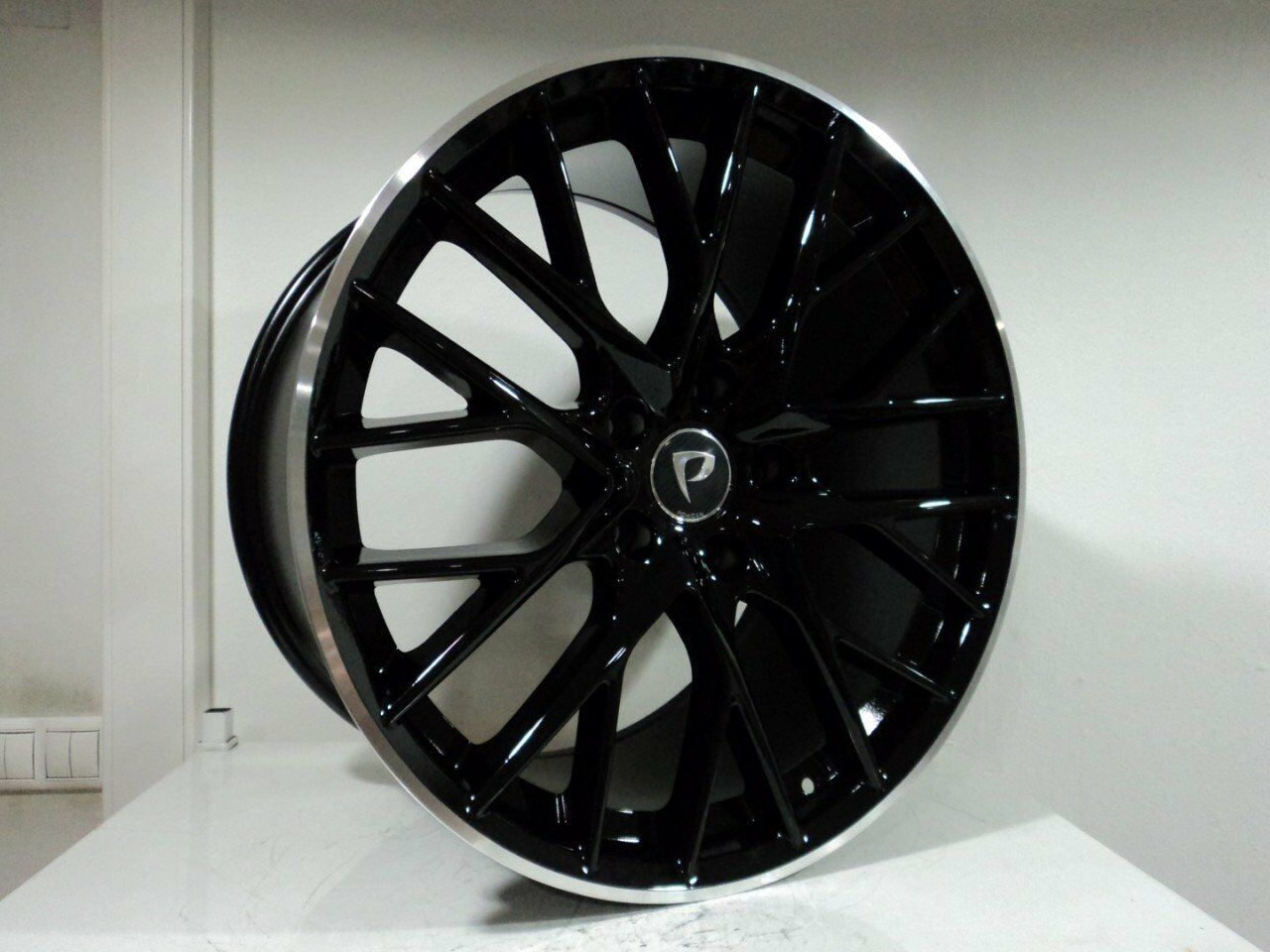 BK 5541 11.5x21inç 5x130 BLACK MACHİNED XL Replika Çelik Jant