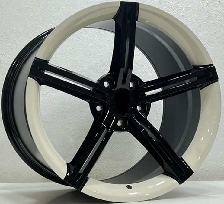 FRM FPS 24 9.5X21İNÇ 5X130 ET60 71.6 BLACK+WHITE XL ÇELİK JANT