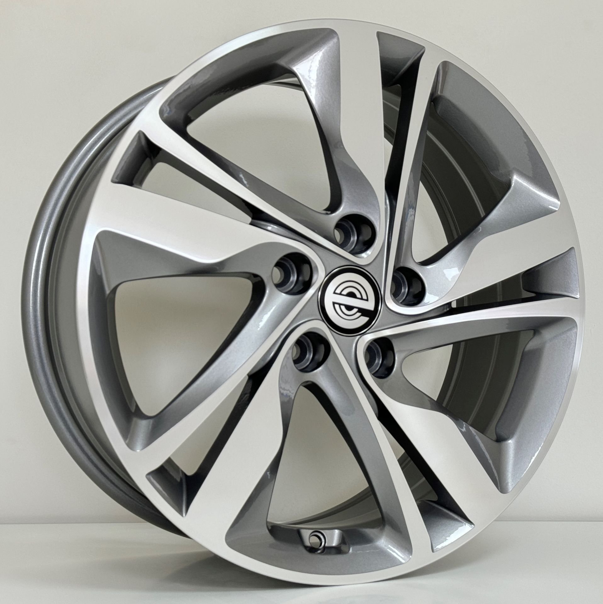 EXP HHY0010 7X17İNÇ 5X114.3 ET45 67.1 GUN MACHINED XL ÇELİK JANT