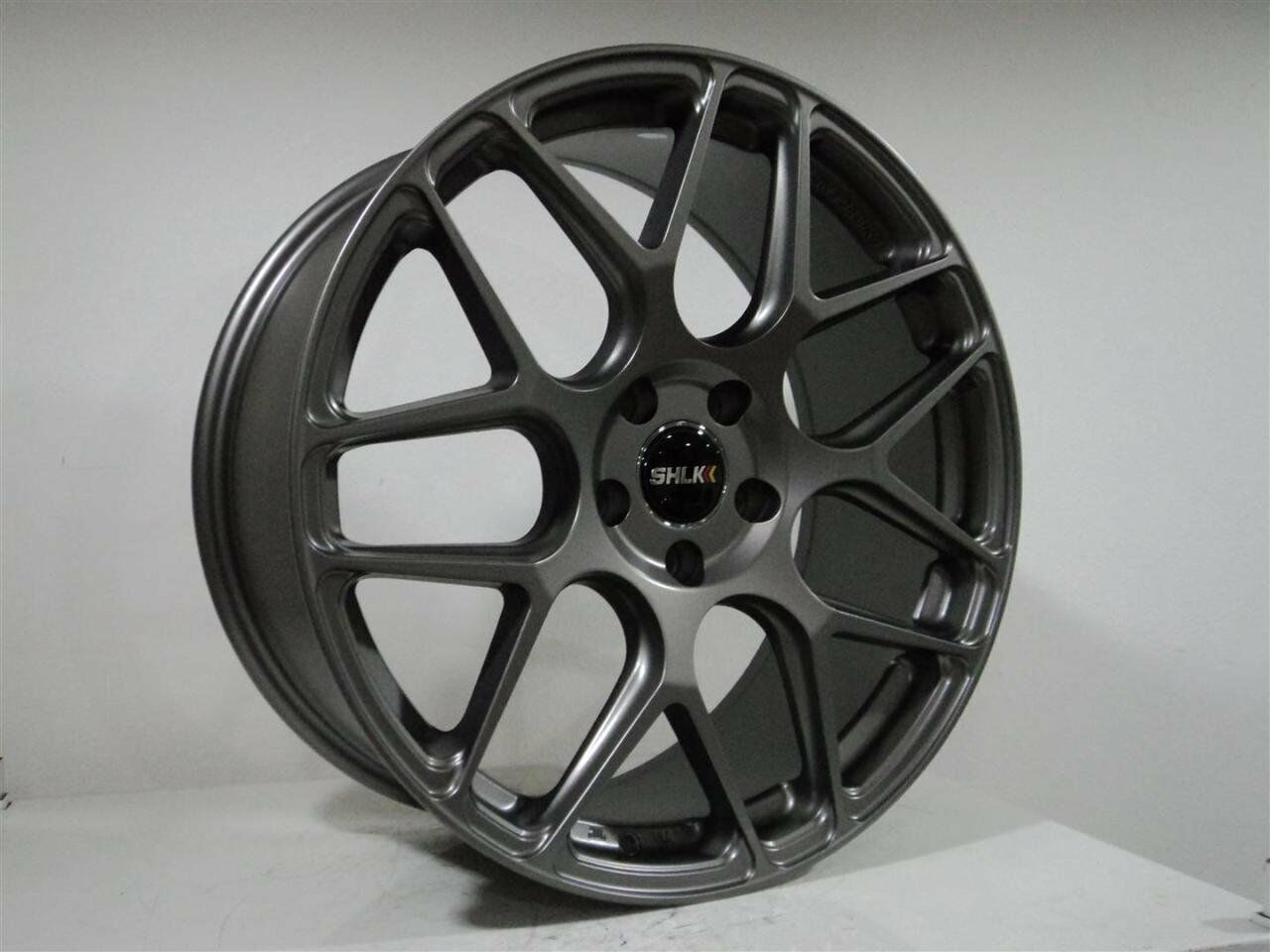 SLK Slk 8018 8.5x19inç 5x120 et34 72.56 MAT BLACK Çelik Jant