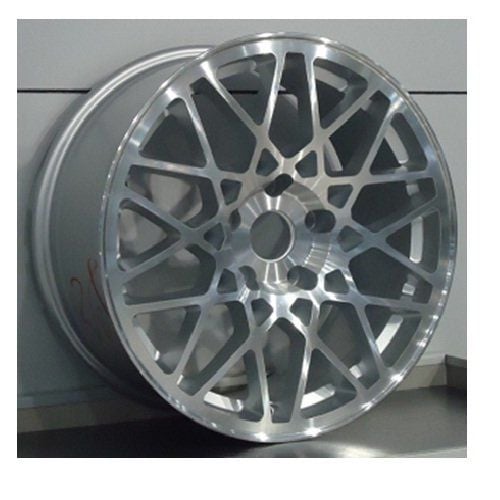 Powcan BK 685 8X18inç 5X108 SİLVER MACHİNED ÇELİK JANT