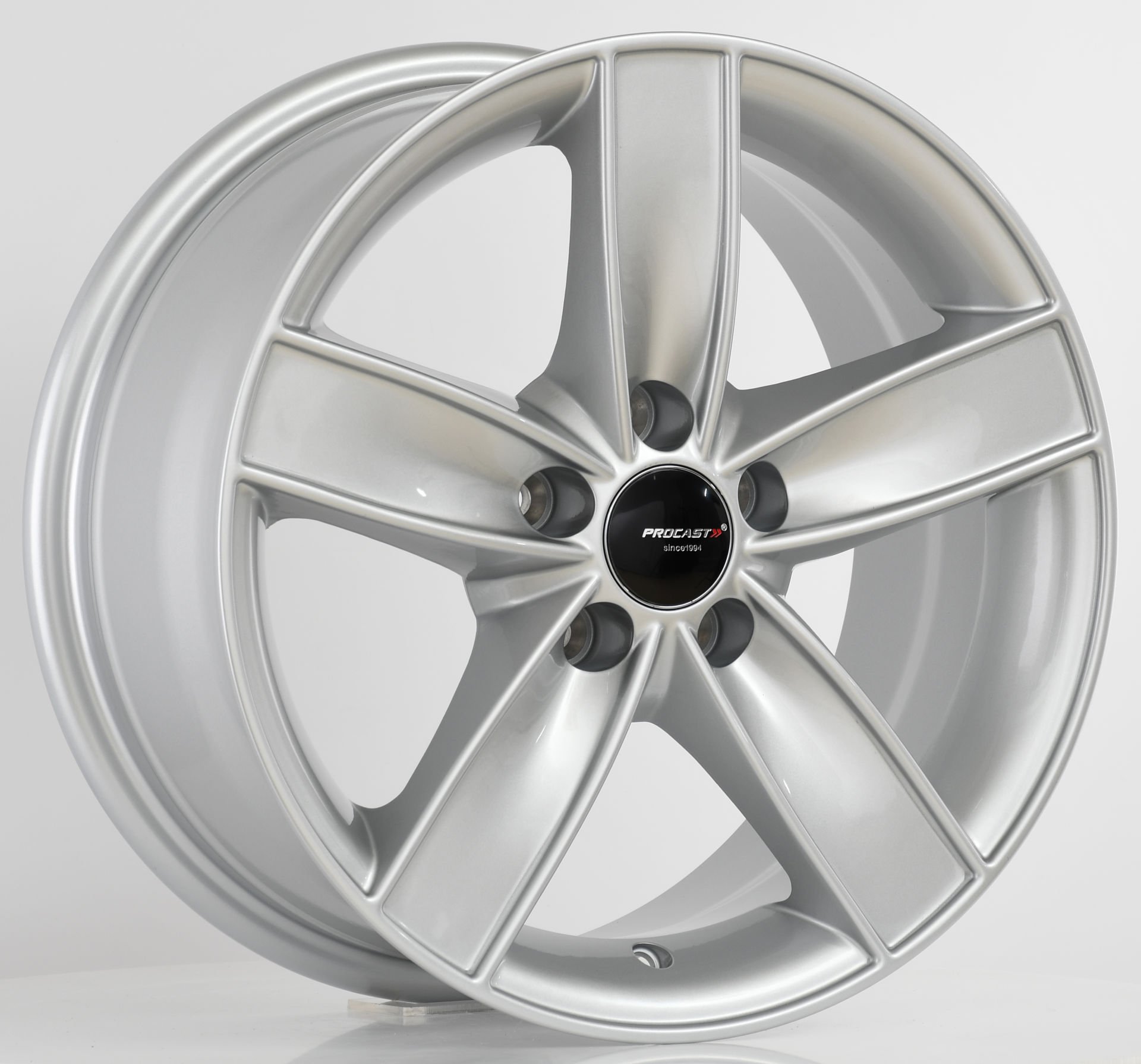 PRO 5014 7X15 İNÇ 5X100 ET35 57.1 SİLVER ÇELİK JANT