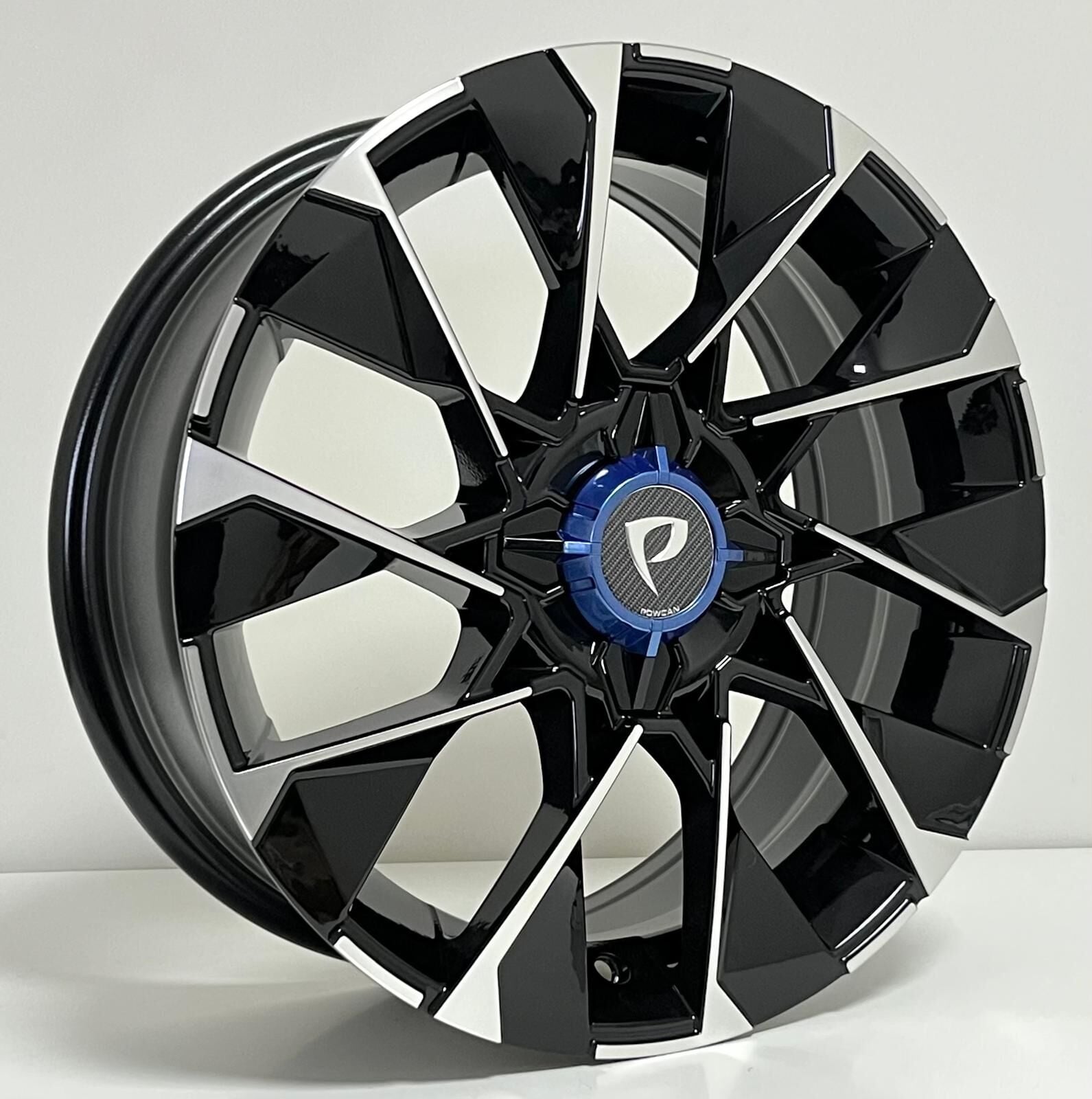 BK 1214 6.5X15İNÇ  4X100 ET35 60.1 BLACK MACHINED XL ÇELİK JANT