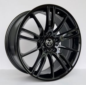 TORKD 6802  8X18inç 5X120 ET35 72.56 BLACK XL ÇELİK JANT